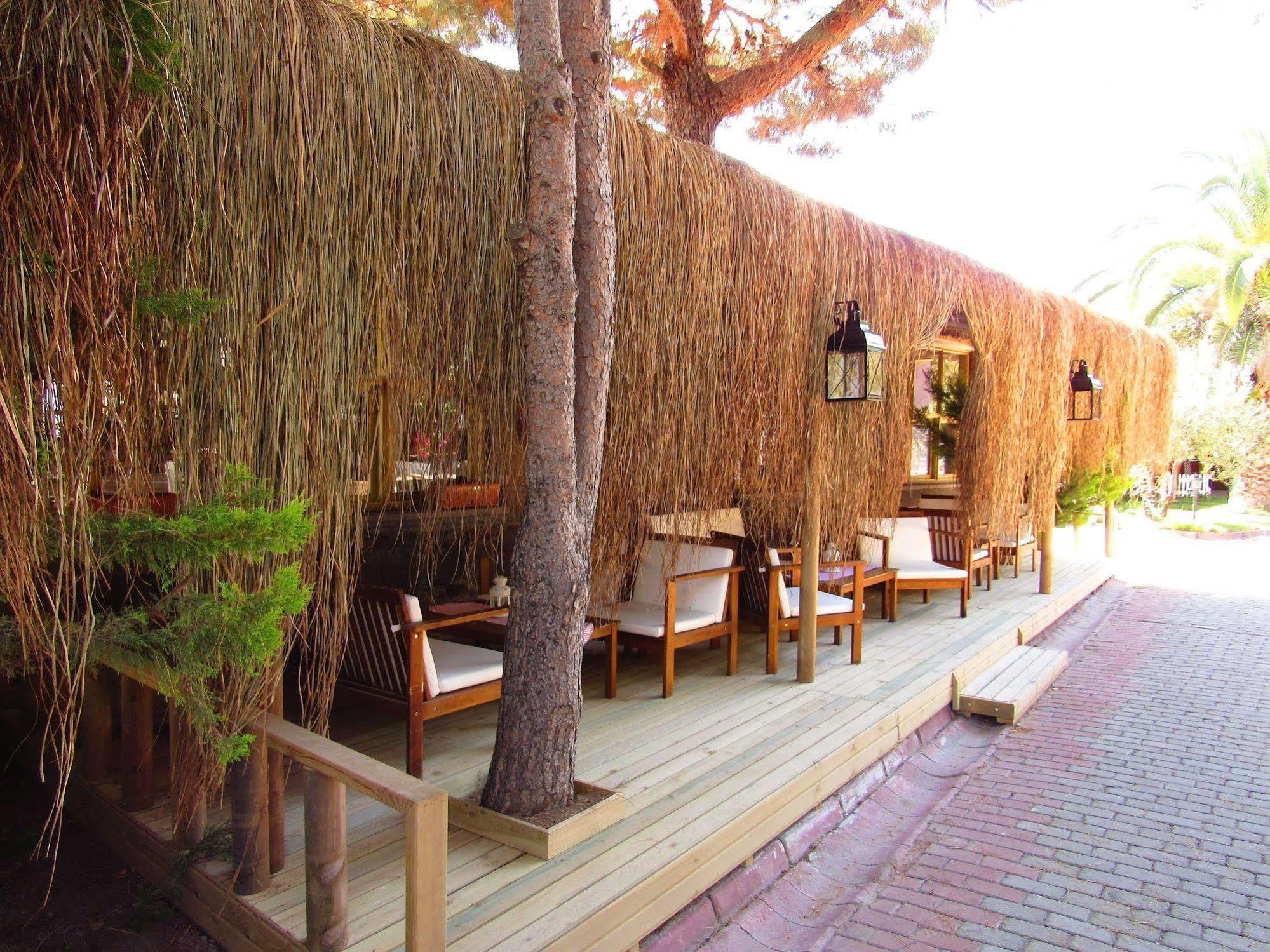 Assos Hunters Hotel (Adults Only) Exteriör bild