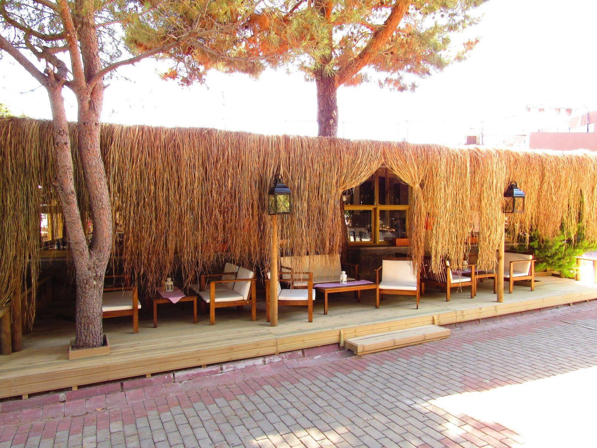 Assos Hunters Hotel (Adults Only) Exteriör bild